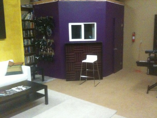 Studio Bohemia purple booth
